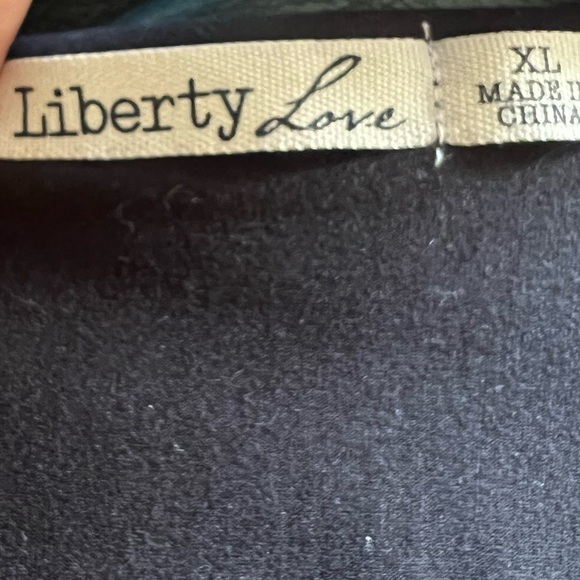 Liberty Love XL black crop top long sleeve stretch - Picture 8 of 8